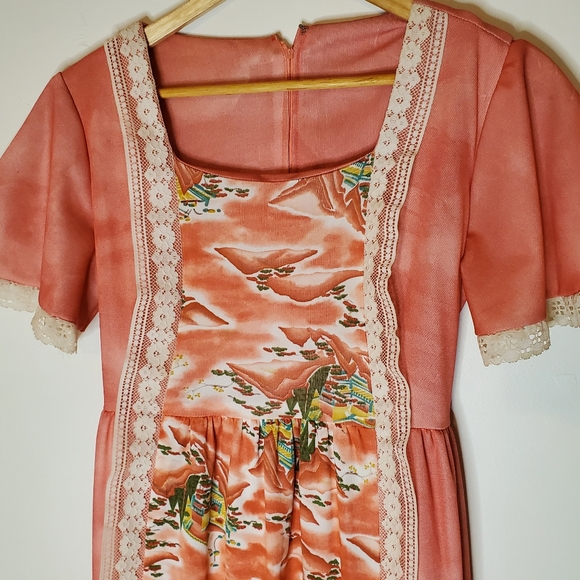 Salmon Vintage Long Dress with Hawaii Print, Lace Trim and Tie Waist - Picture 3 of 15
